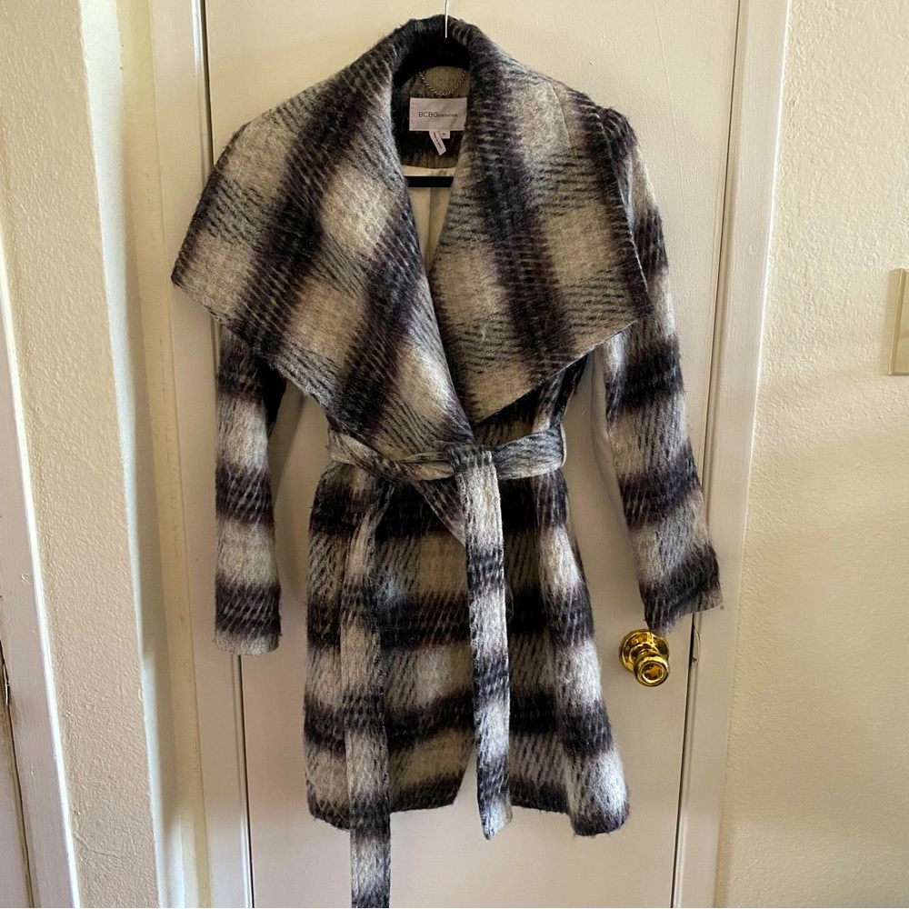 BCBGeneration brushed wool gray plaid wrap coat